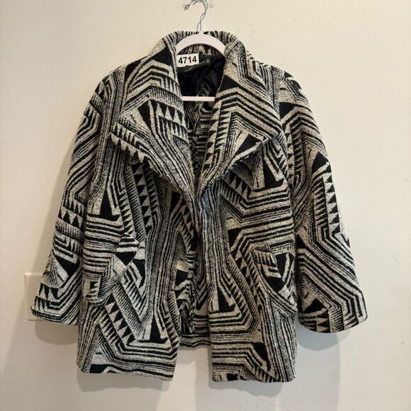Zara Womens Black Gray Coat Jacket Size M Aztec Artsy Long Sleeve Geometric - Picture 5 of 9